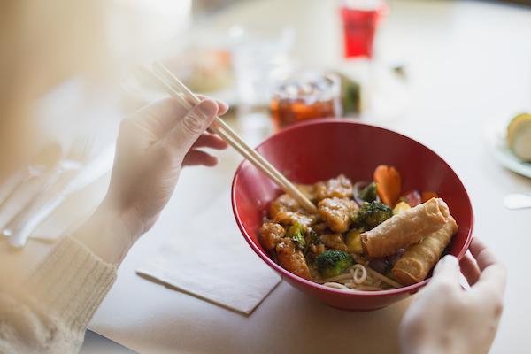 Asian noodlebowl from Holmes 餐厅 Hall